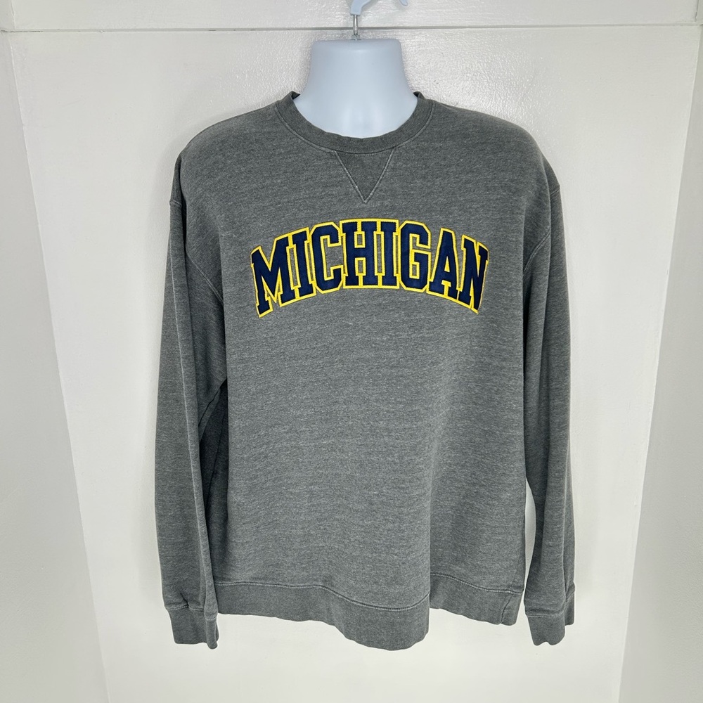 Michigan Embroidered Crewneck Sweatshirt Size XL Gray Wolverines NCAA Football - Picture 2 of 12